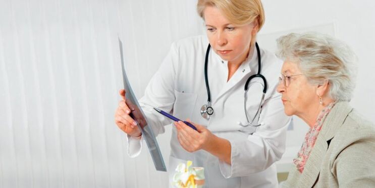 arts schrijft behandeling voor lage rugpijn voor